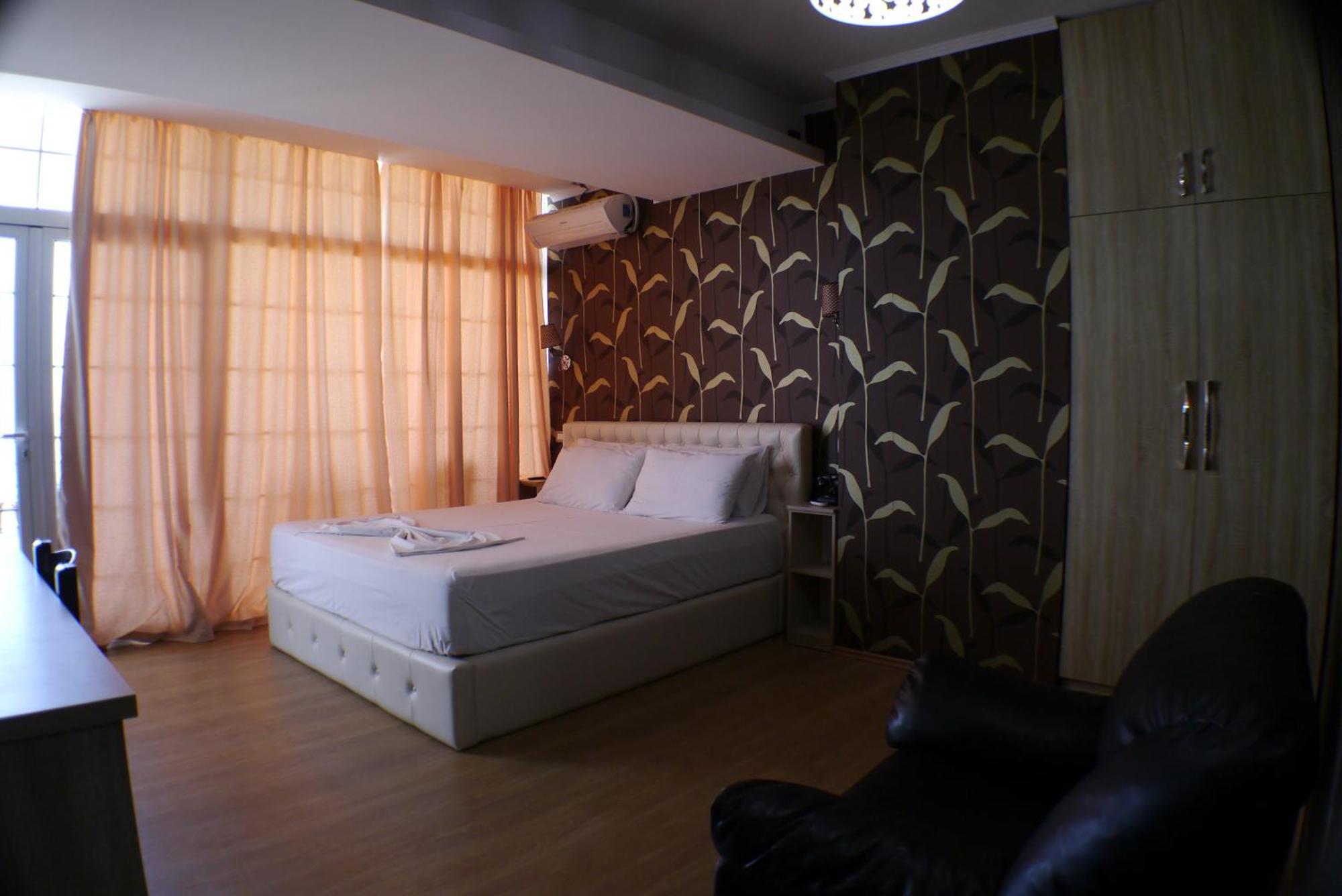 Espana Aparthotel Škalngur Eksteriør bilde